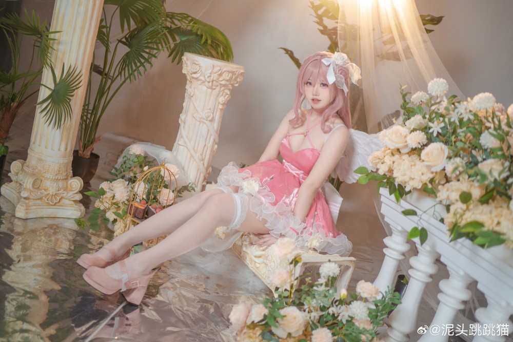 COSPLAY Nikke 桃乐丝·黎明派对@泥头跳跳猫