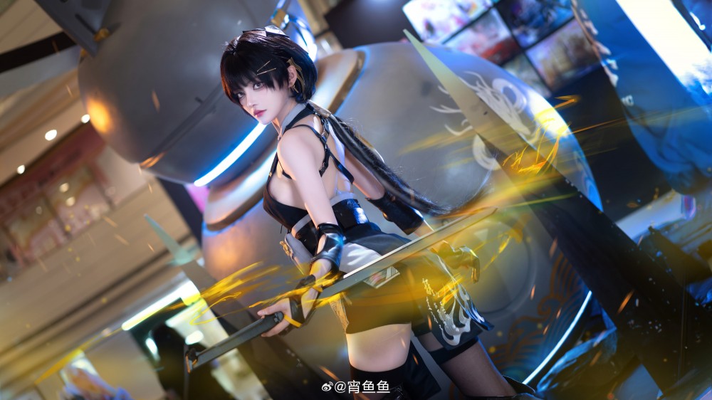 COSPLAY 漂泊者，路途还很遥远，继续前进吧 鸣潮 女漂泊者@宵鱼鱼