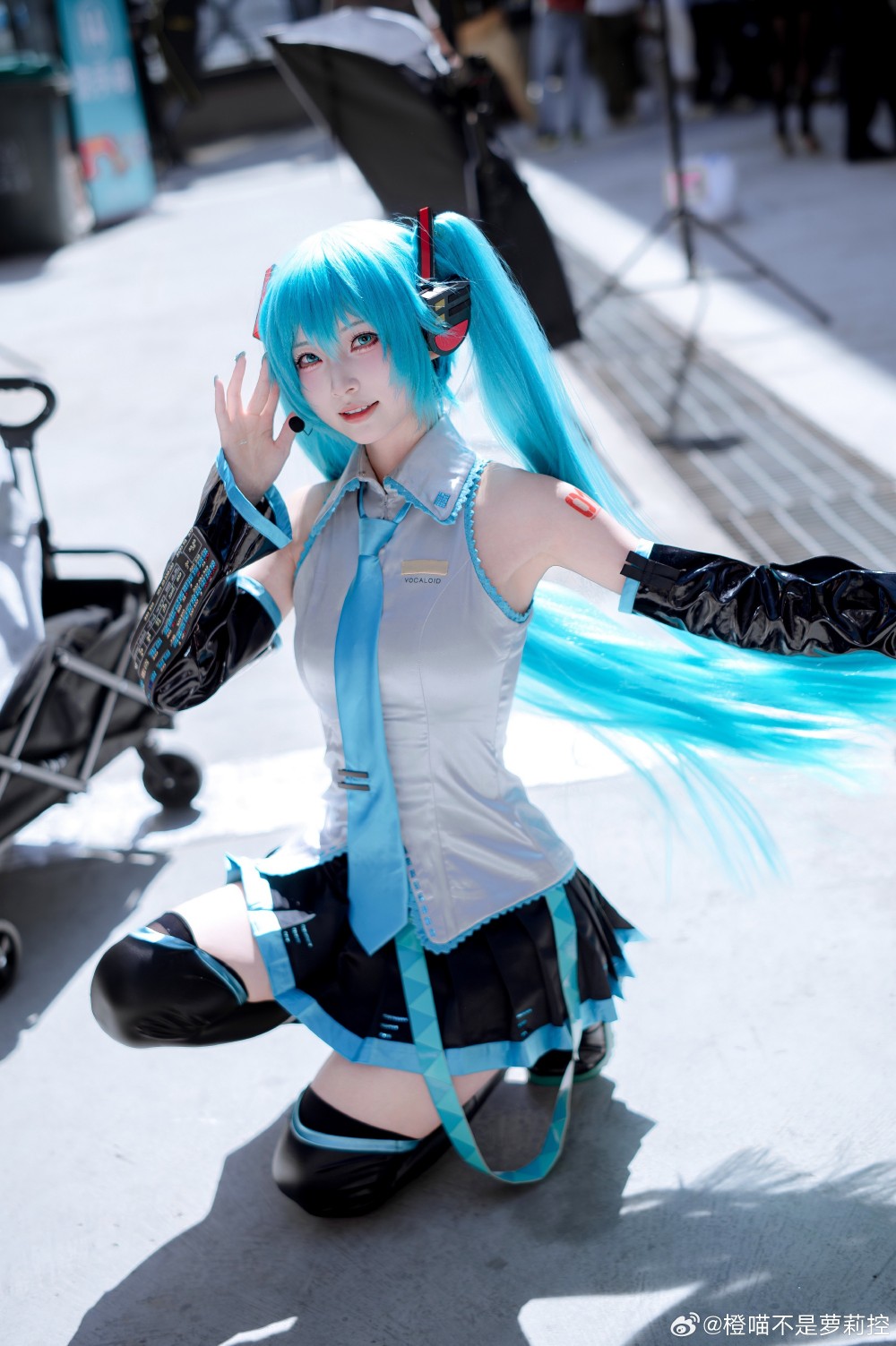 COSPLAY 这么会甩头发不要命了 初音未来@橙喵不是萝莉控